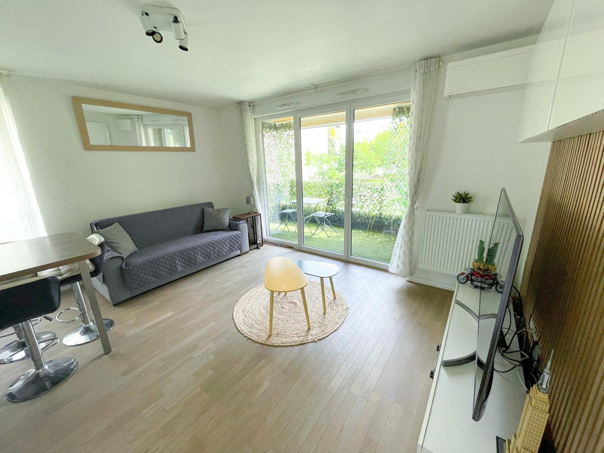 Comfortable Rooms In Nanterre University Near La Defense Arena And Paris With Very Good Wifi Esterno foto